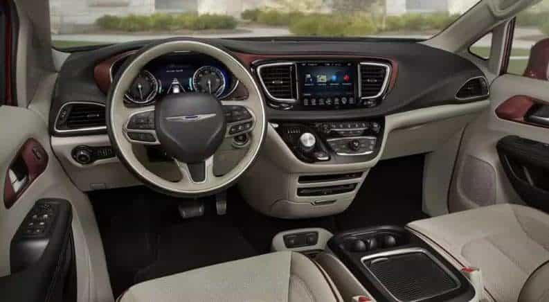 New 2018 Chrysler Pacifica Interior with Touchscreen
