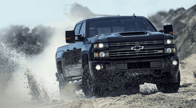The GMC Sierra 2500HD and Chevy Silverado 2500HD Are Ready to Rumble