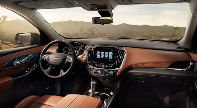 The high tech interior of the 2019 Chevy Traverse