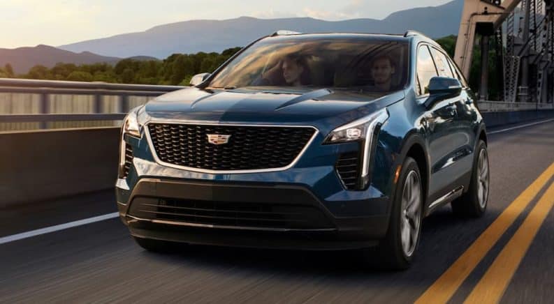 Comparing the 2020 Cadillac XT4 and 2020 Volvo XC40
