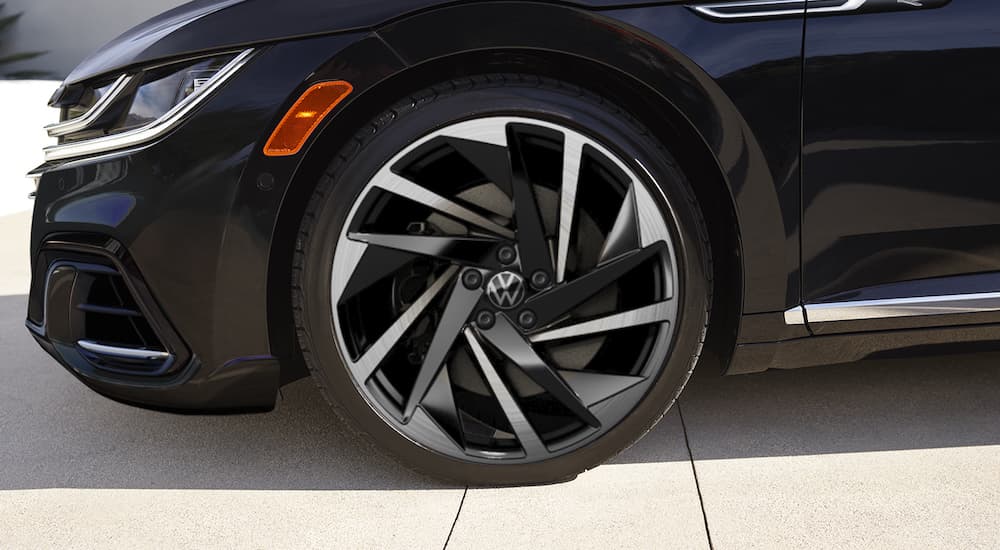 A close up shows the tire on a 2021 Volkswagen Arteon SEL Premium R-Line.