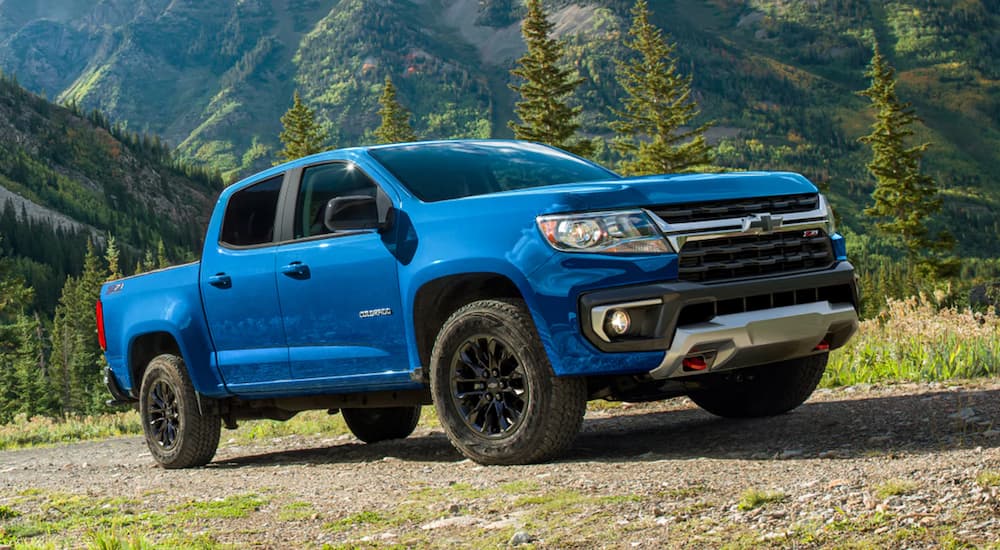 Midsize Pickup Pickmeup 2022 Chevy Colorado vs 2022 Honda Ridgeline