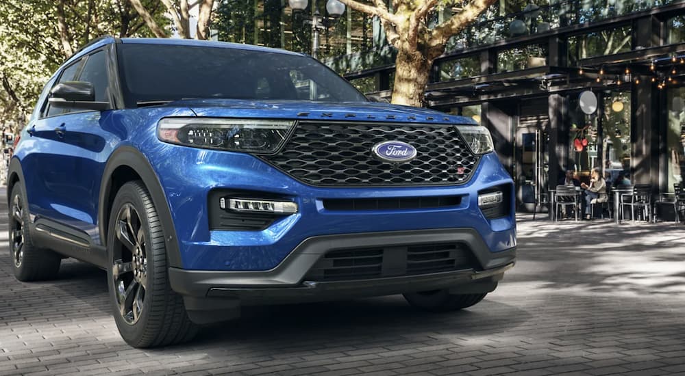 A blue 2022 Ford Explorer ST-Line is shown from the front.