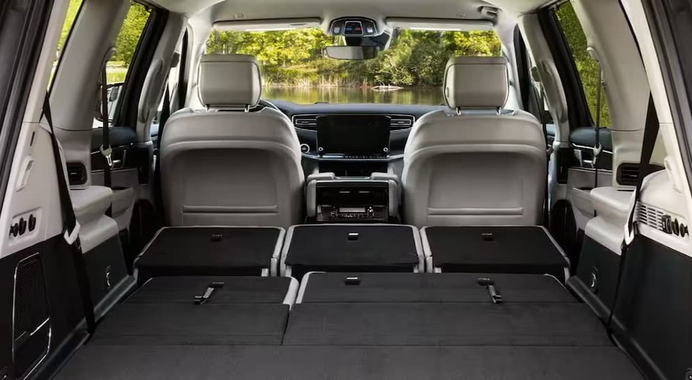 The black and white rear interior in a 2024 Jeep Wagoneer is shown.